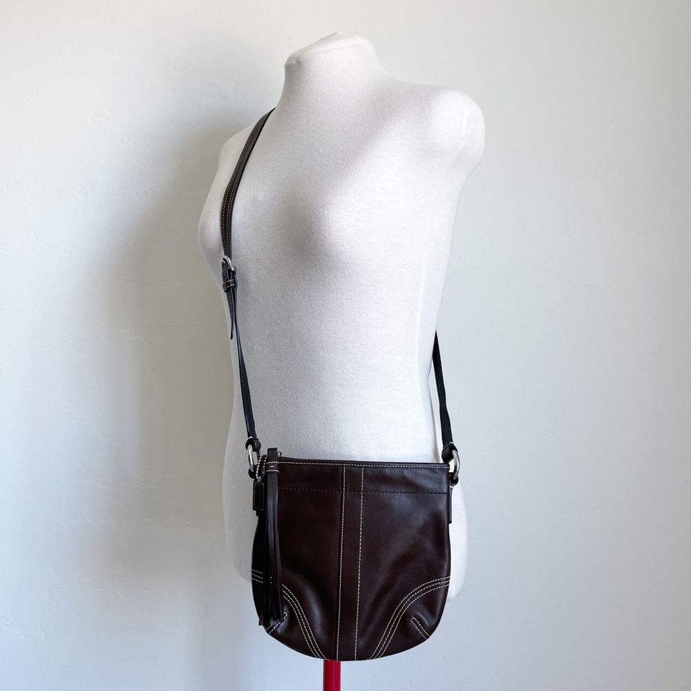 SOLD Coach Brown Leather Crossbody Tassel Zip Purse - Picture 2 of 9